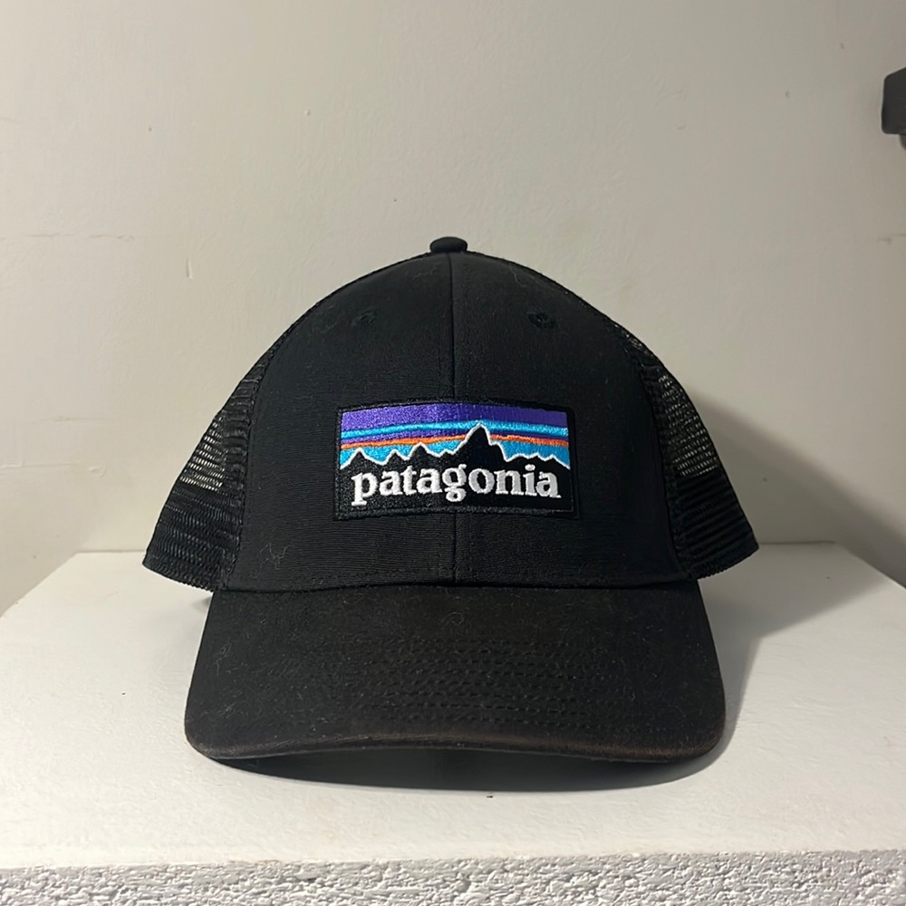 Black Patagonia Hat P-6 Logo Lopro Trucker Hat